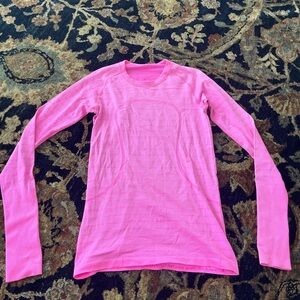 Lululemon Swiftly Tech Long Sleeve Top